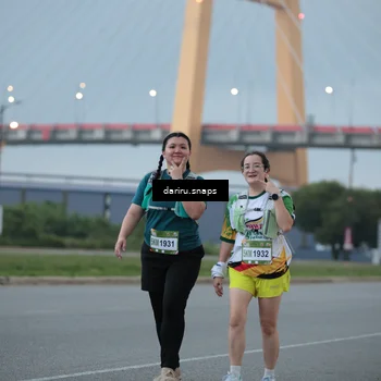 Runner Photo 7719077