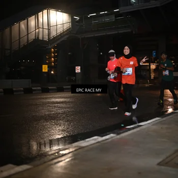 Runner Photo 7719085