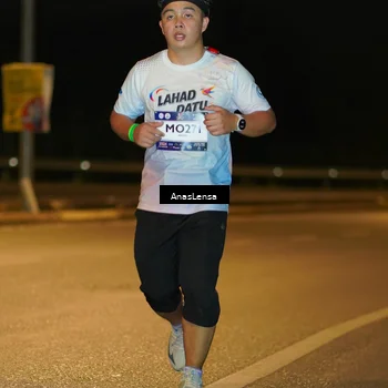 Runner Photo 7719098