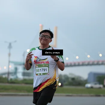 Runner Photo 7719105