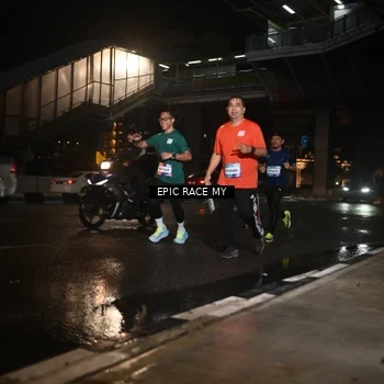 Runner Photo 7719111