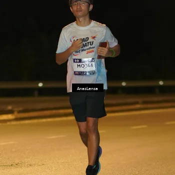 Runner Photo 7719112