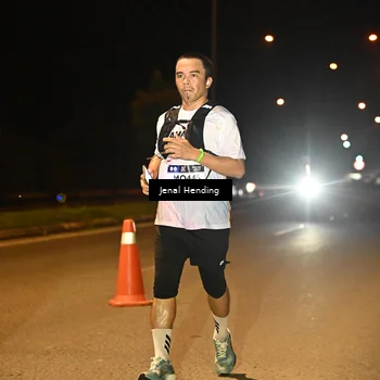 Runner Photo 7719165
