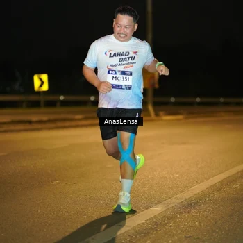 Runner Photo 7719199
