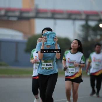 Runner Photo 7719214