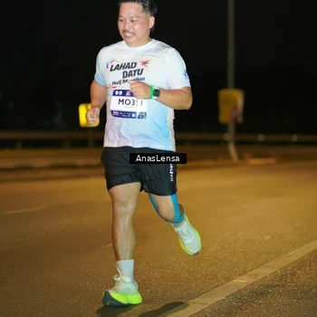 Runner Photo 7719224