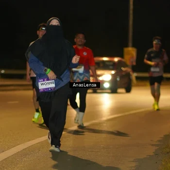 Runner Photo 7719228