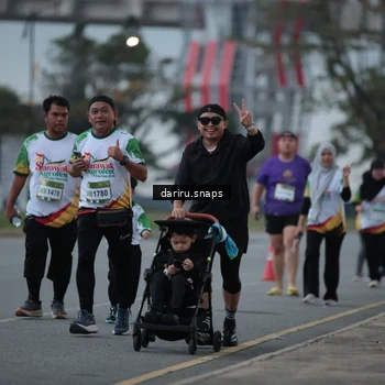 Runner Photo 7719236