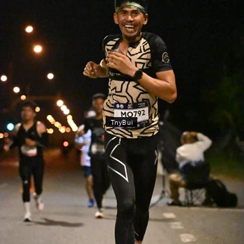 Runner Photo 7719273