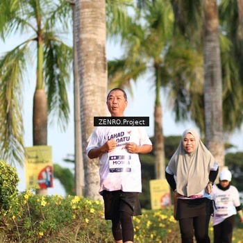 Runner Photo 7719276