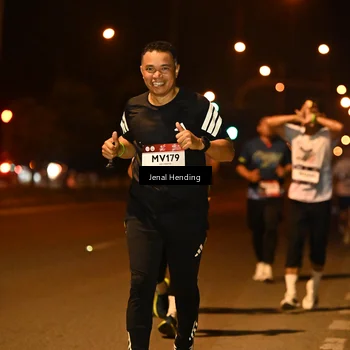 Runner Photo 7719294