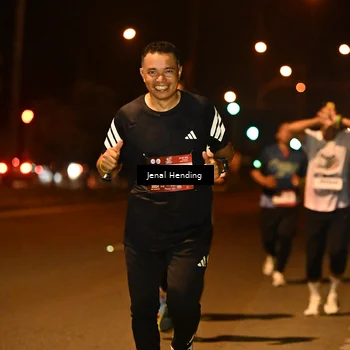 Runner Photo 7719303