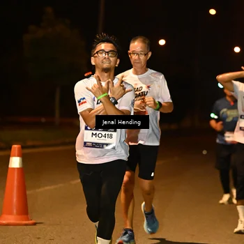 Runner Photo 7719335