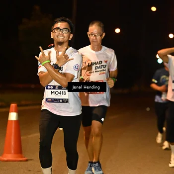 Runner Photo 7719341