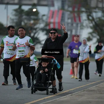 Runner Photo 7719342