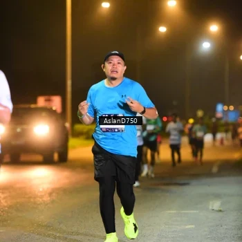 Runner Photo 7719358