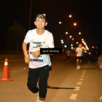 Runner Photo 7719371