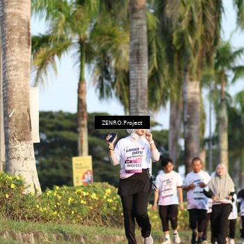 Runner Photo 7719373