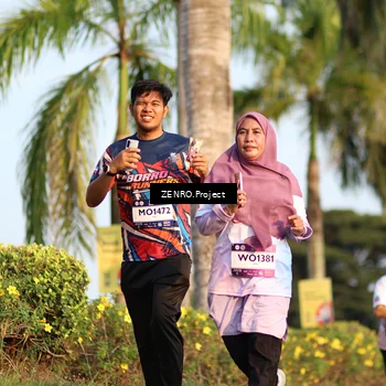 Runner Photo 7719374