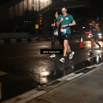 Runner Photo 7719381