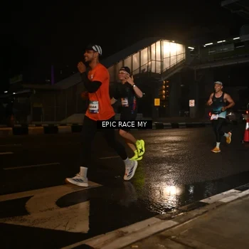 Runner Photo 7719383