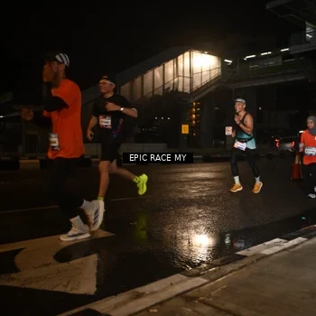 Runner Photo 7719384