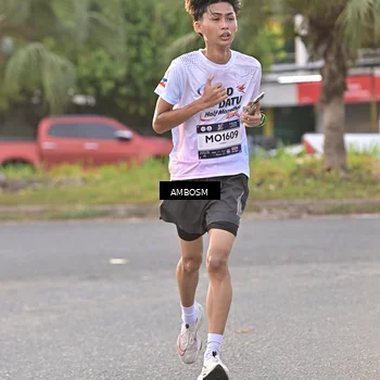 Runner Photo 7719390