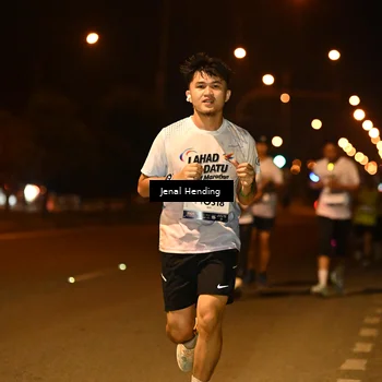 Runner Photo 7719415