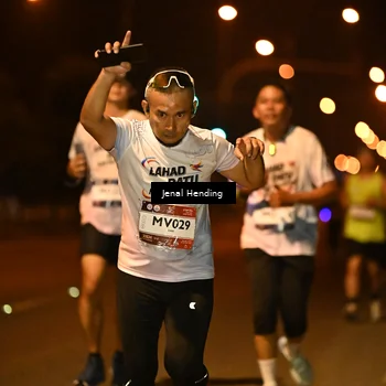 Runner Photo 7719420