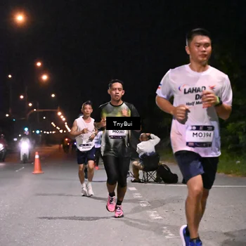 Runner Photo 7719446