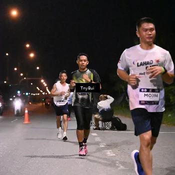 Runner Photo 7719450
