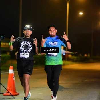 Runner Photo 7719465