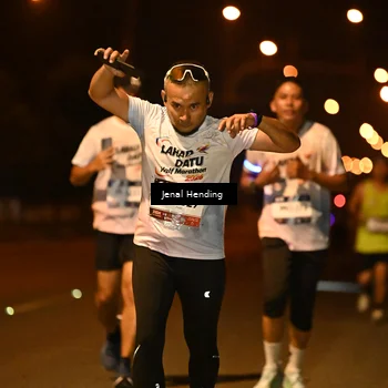 Runner Photo 7719487