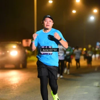 Runner Photo 7719544