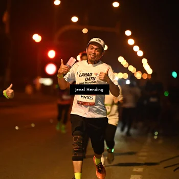 Runner Photo 7719592