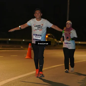 Runner Photo 7719608
