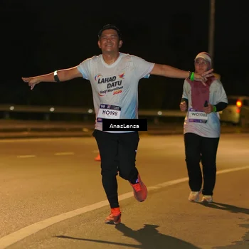 Runner Photo 7719611