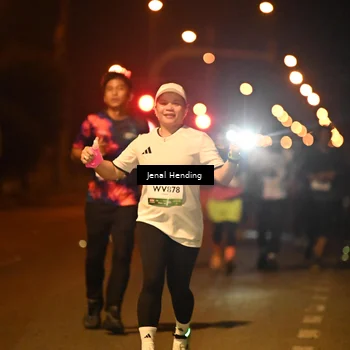 Runner Photo 7719612
