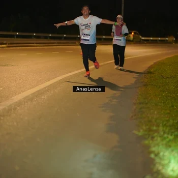 Runner Photo 7719615