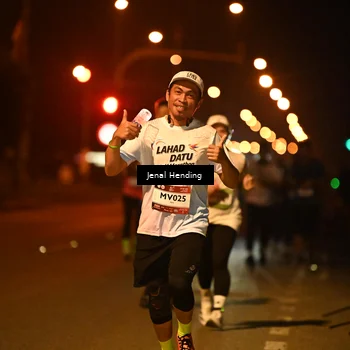 Runner Photo 7719618