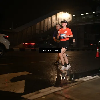 Runner Photo 7719648