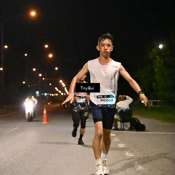 Runner Photo 7719655