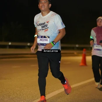 Runner Photo 7719681