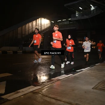 Runner Photo 7719693