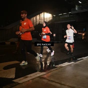 Runner Photo 7719699