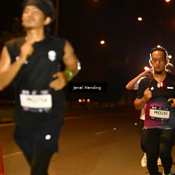 Runner Photo 7719702