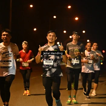 Runner Photo 7719712