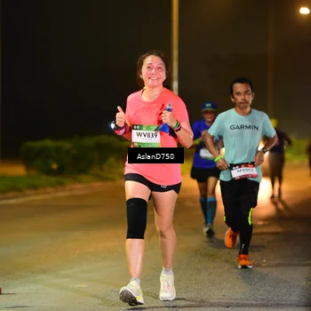 Runner Photo 7719741
