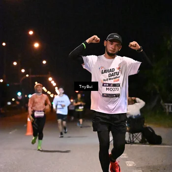 Runner Photo 7719742