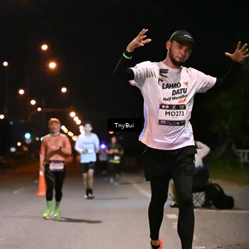 Runner Photo 7719744